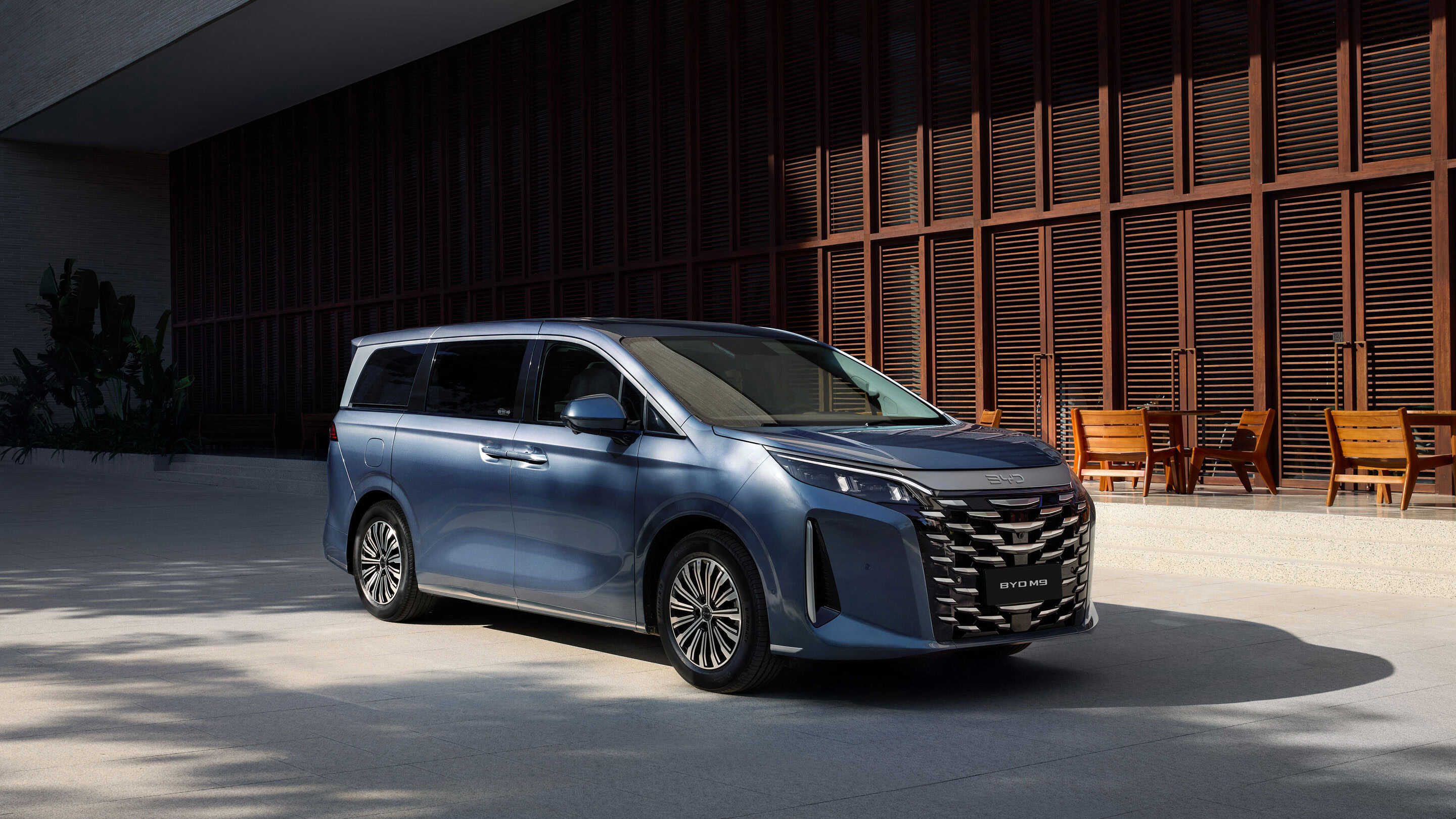 BYD M9 (BYD XIA)